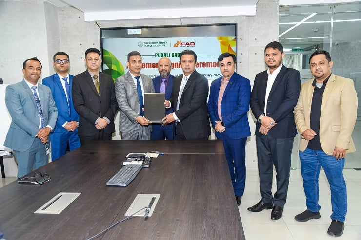 পূবালী ব্যাংক ও ইফাদ মোটরসের মধ্যে চুক্তি